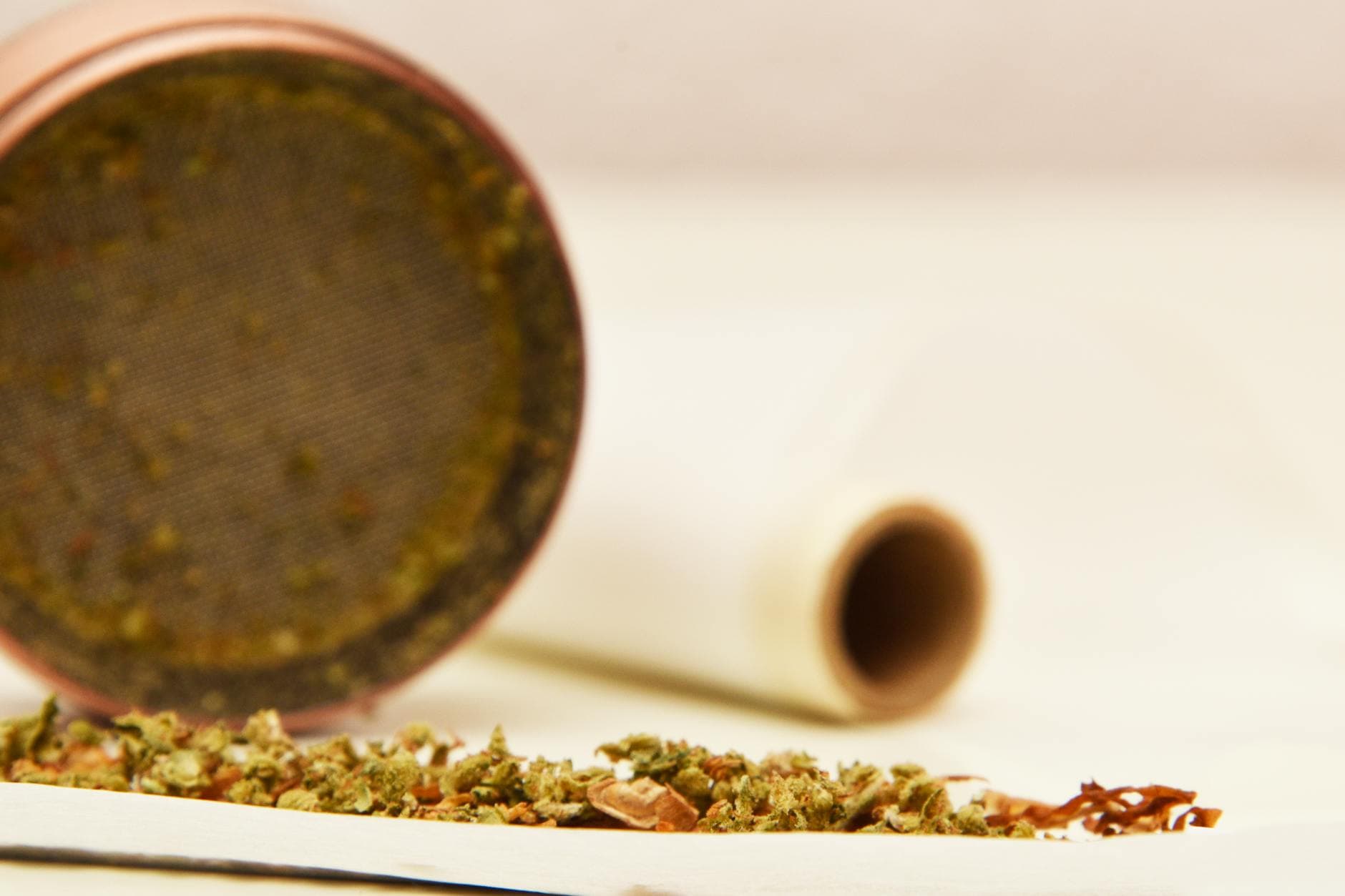5 Ways to Grind Weed Without a Grinder